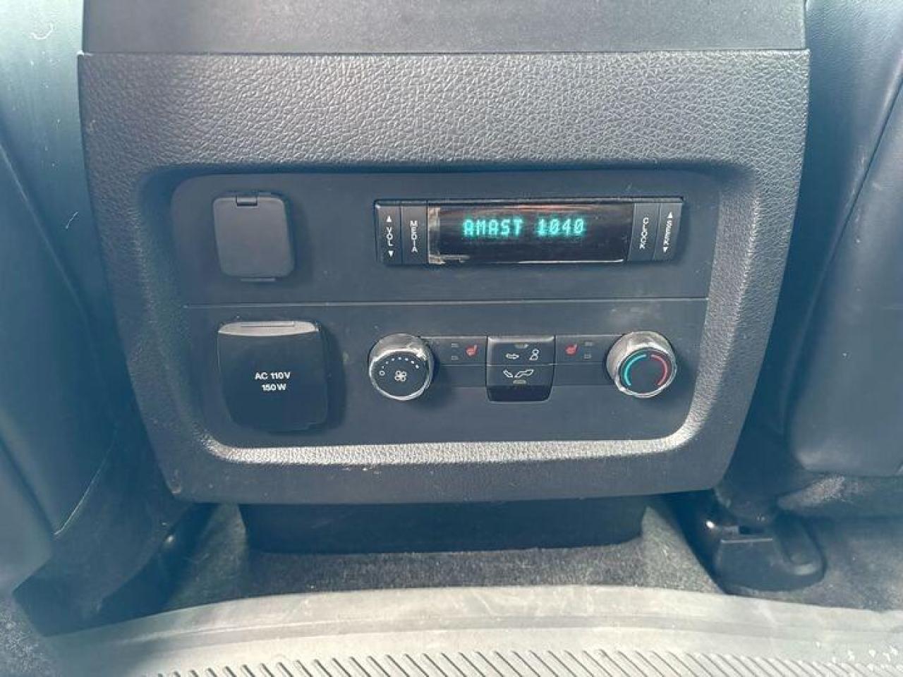 2017 Ford Expedition Max Platinum 4dr 4x4 Photo