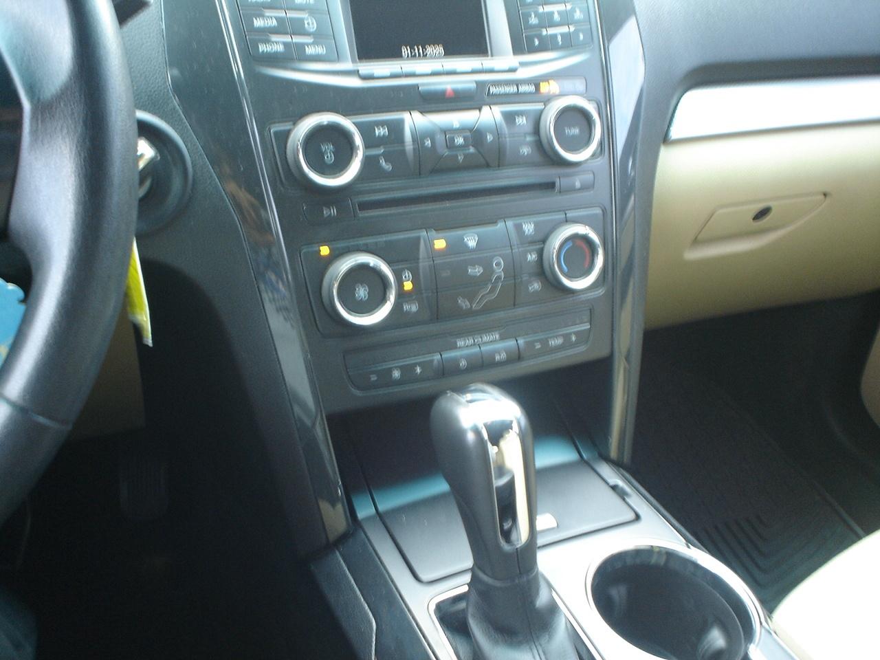 2016 Ford Explorer 4WD Photo