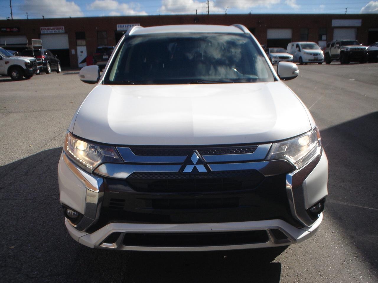 2019 Mitsubishi Outlander PHEV  Photo