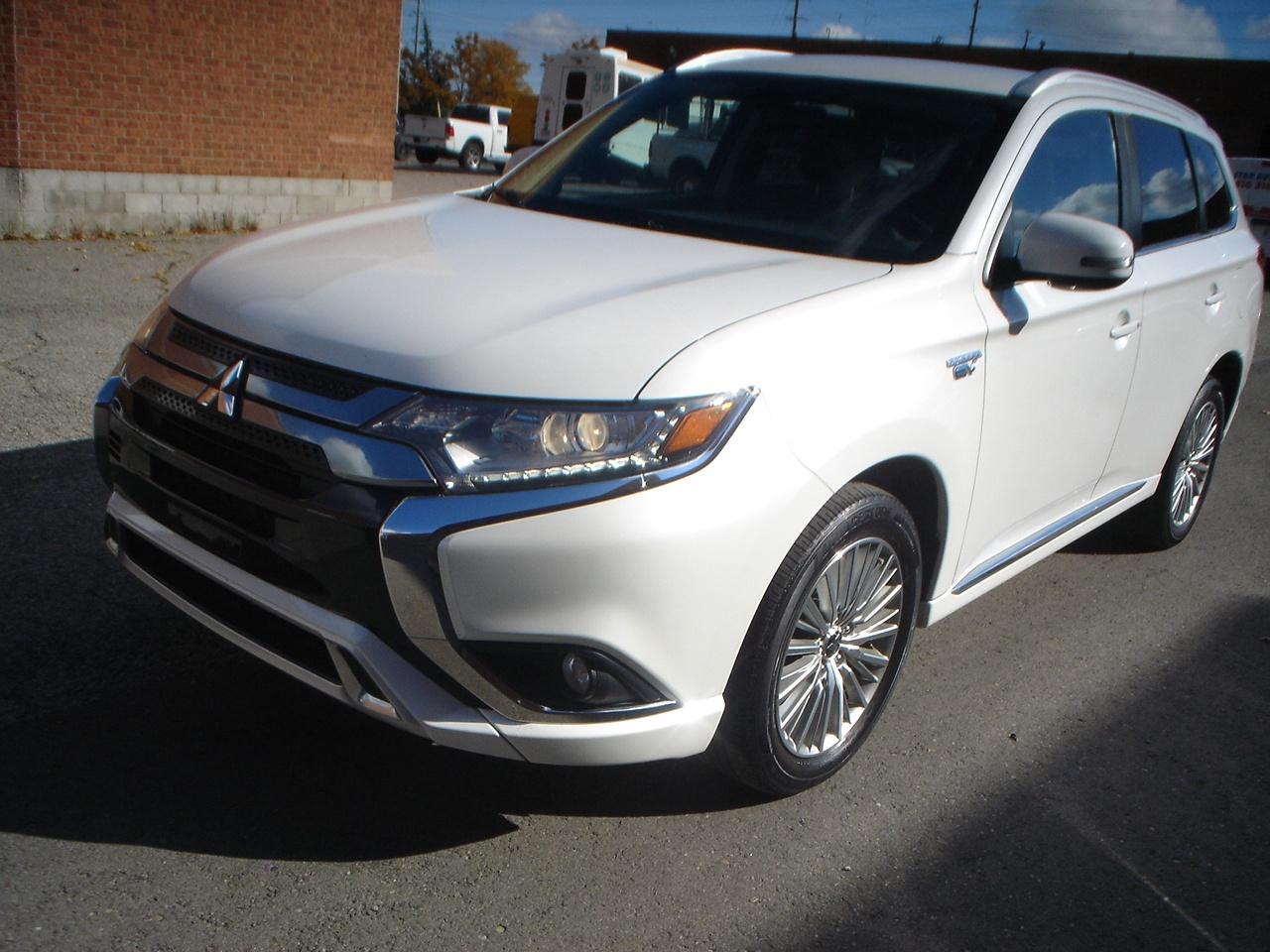 2019 Mitsubishi Outlander PHEV  Photo