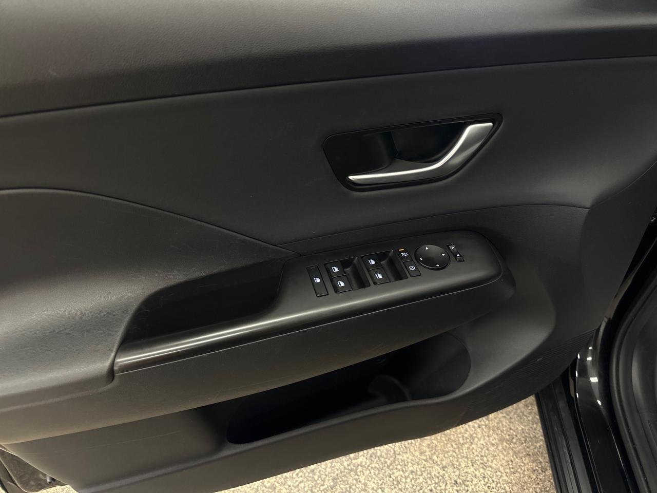 2024 Hyundai KONA 2.0L Preferred w/Trend Package 4dr All-Wheel Drive Photo