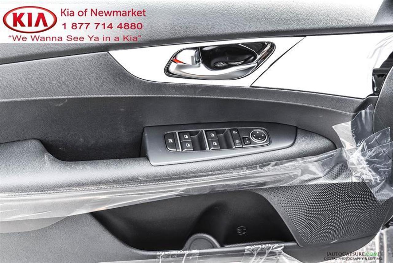 2021 Kia Forte EX 4dr Sedan Photo