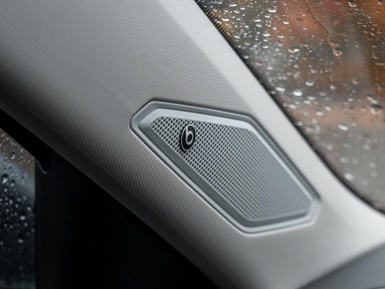 2024 Volkswagen Jetta Highline (A8) 4dr Sedan Photo