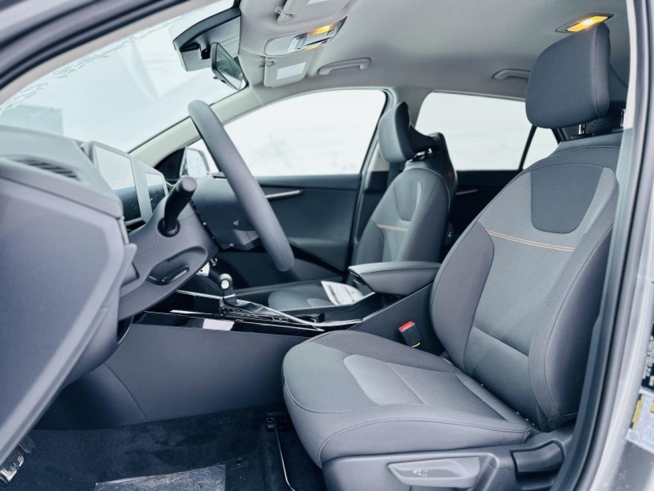 2026 Kia NIRO LX Photo