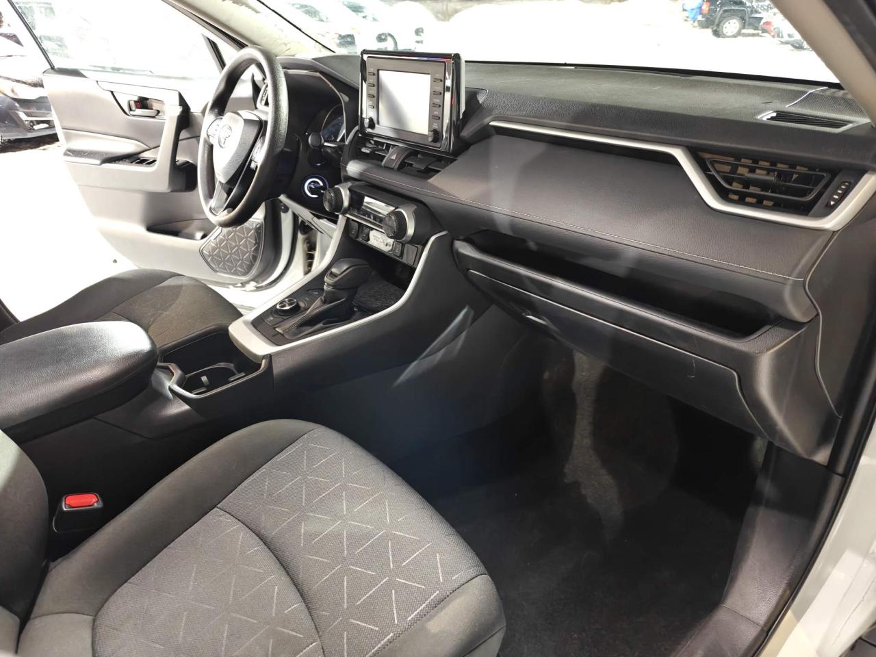 2022 Toyota RAV4 Hybrid LE 4dr All-Wheel Drive Photo