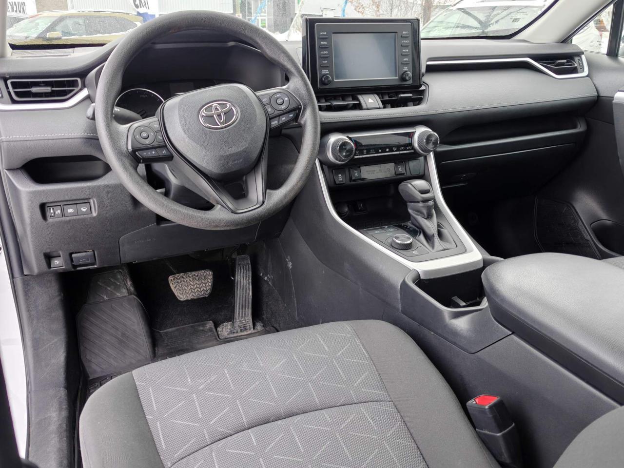 2022 Toyota RAV4 Hybrid LE 4dr All-Wheel Drive Photo