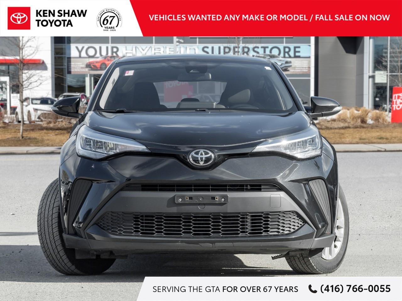 2022 Toyota C-HR LE 4dr Front-Wheel Drive Sport Utility Photo