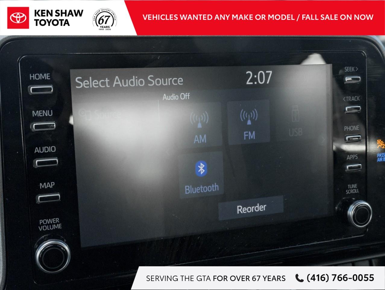 2022 Toyota C-HR LE 4dr Front-Wheel Drive Sport Utility Photo