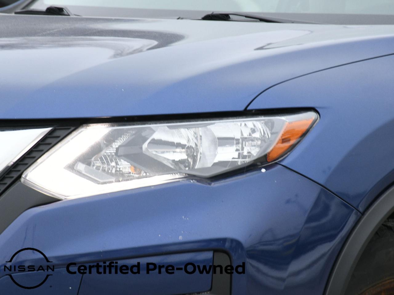 2017 Nissan Rogue SV 4dr All-wheel Drive Photo