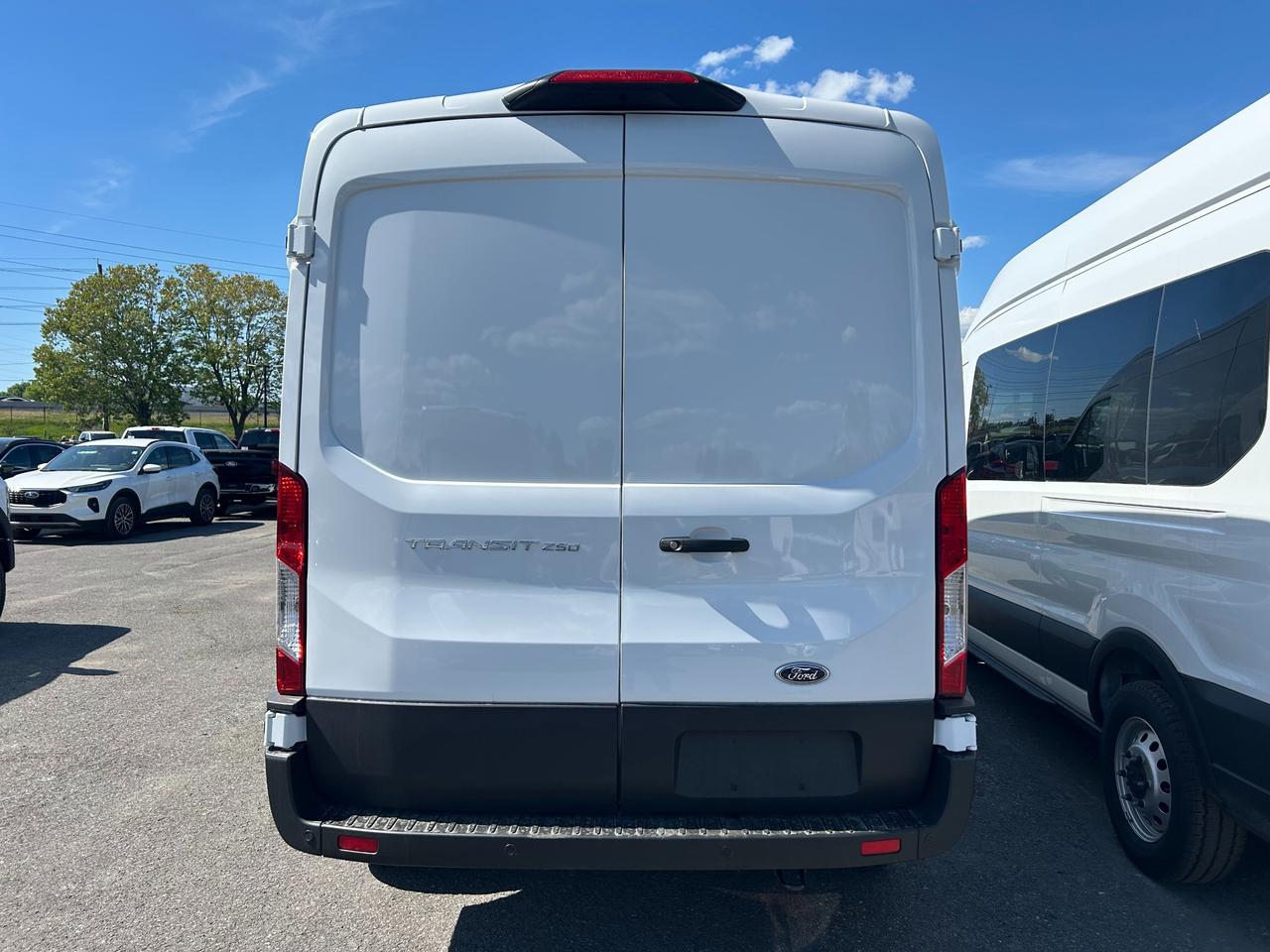 2025 Ford Transit-250 Cargo Base Rear-Wheel Drive Medium Roof Van 148 in. WB Photo4