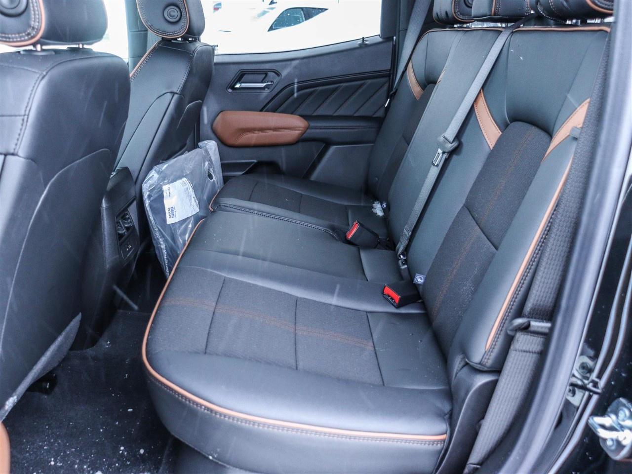 2026 GMC Canyon Crew Cab Short Box 4-Wheel Drive AT4 Photo