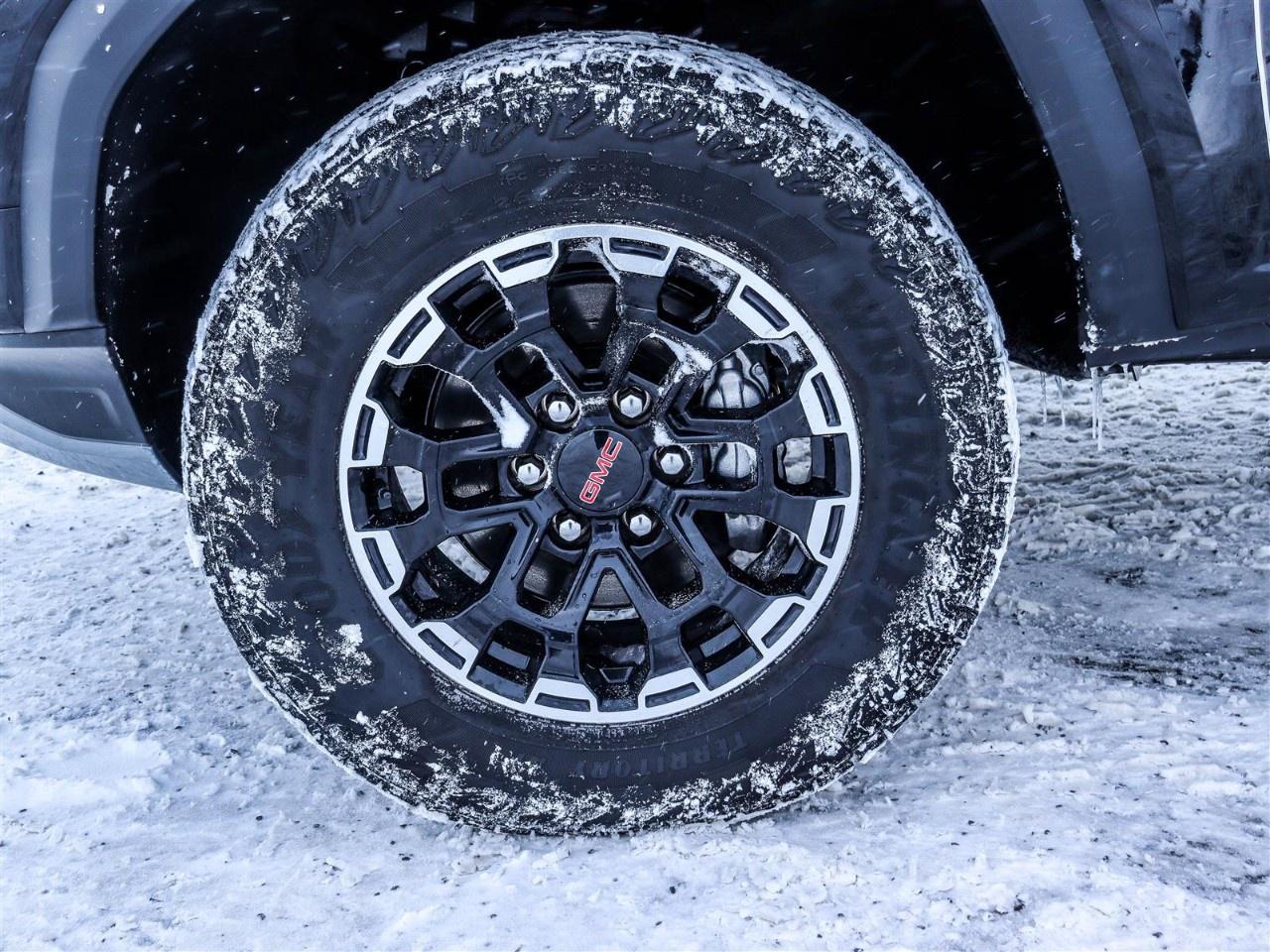 2026 GMC Canyon Crew Cab Short Box 4-Wheel Drive AT4 Photo