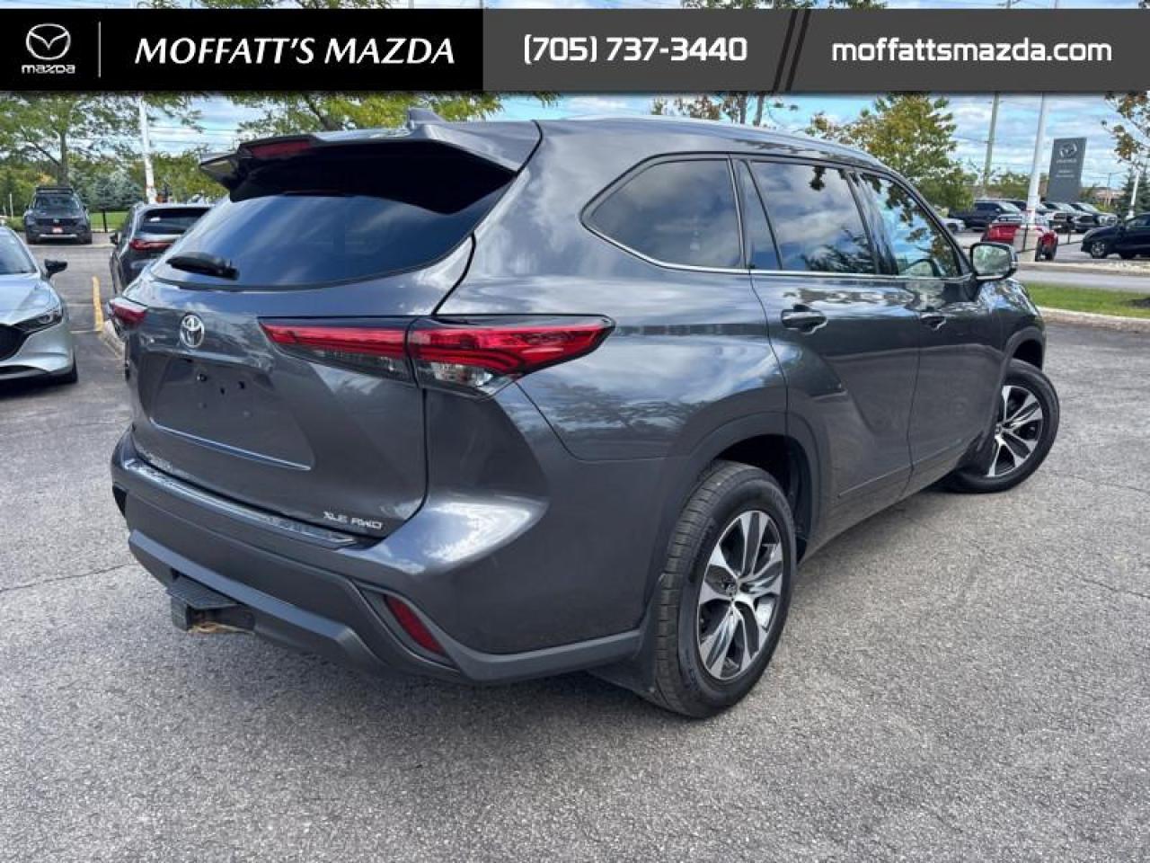 2022 Toyota Highlander XLE Photo