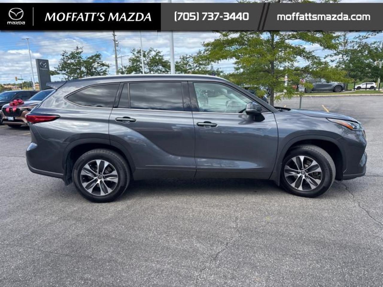 2022 Toyota Highlander XLE Photo