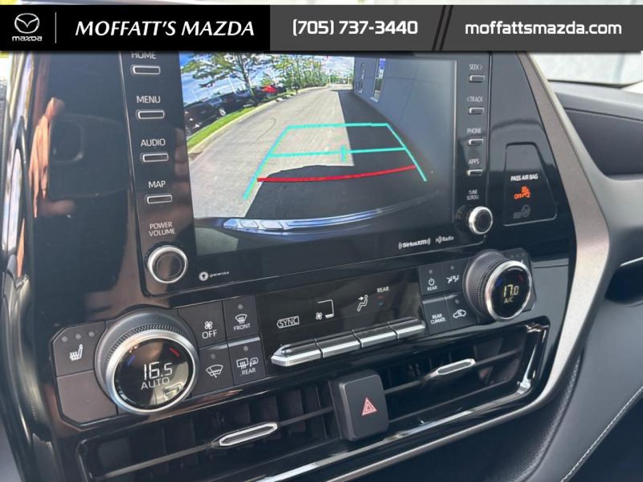 2022 Toyota Highlander XLE Photo