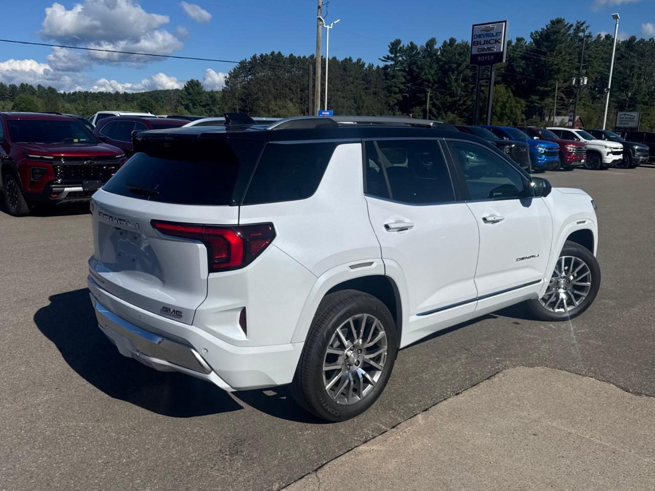 2026 GMC Terrain AWD Denali Photo