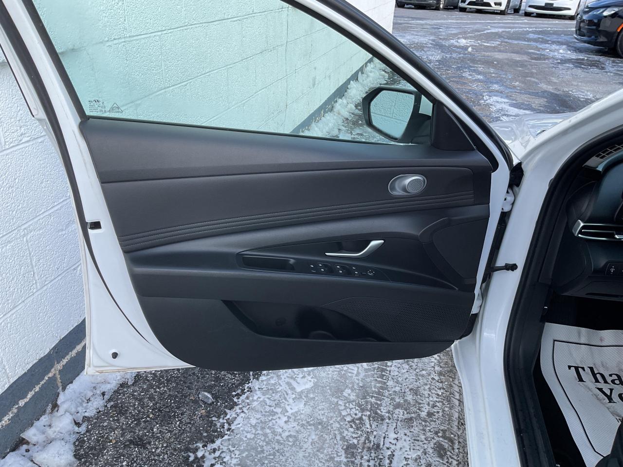 2023 Hyundai Elantra  Photo