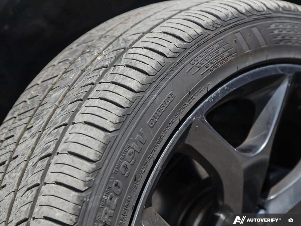 2021 Chrysler 300 S 4dr Rear-wheel Drive Sedan Photo