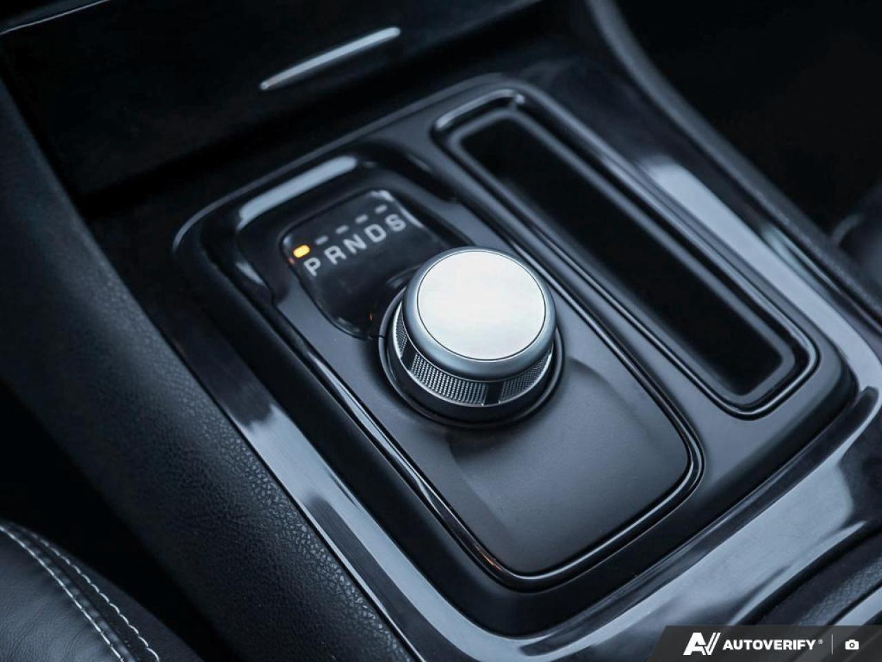 2021 Chrysler 300 S 4dr Rear-wheel Drive Sedan Photo