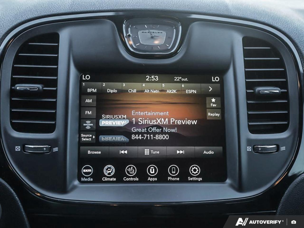 2021 Chrysler 300 S 4dr Rear-wheel Drive Sedan Photo