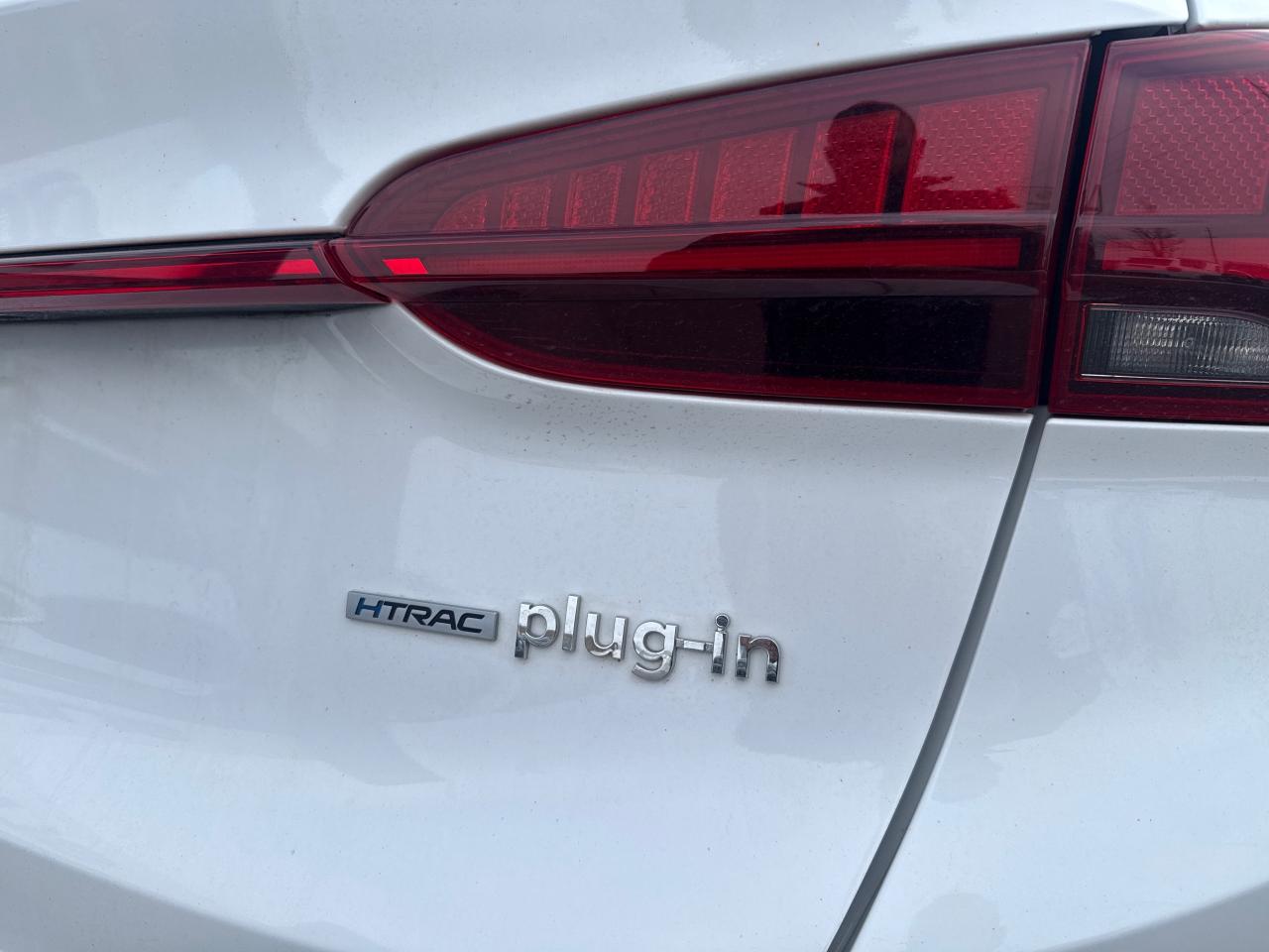 2023 Hyundai Santa Fe Plug-In Hybrid Luxury 4dr All-Wheel Drive Photo