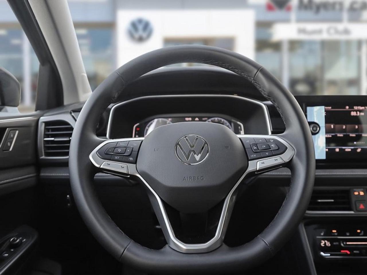 2026 Volkswagen Taos Comfortline Black Edition Photo