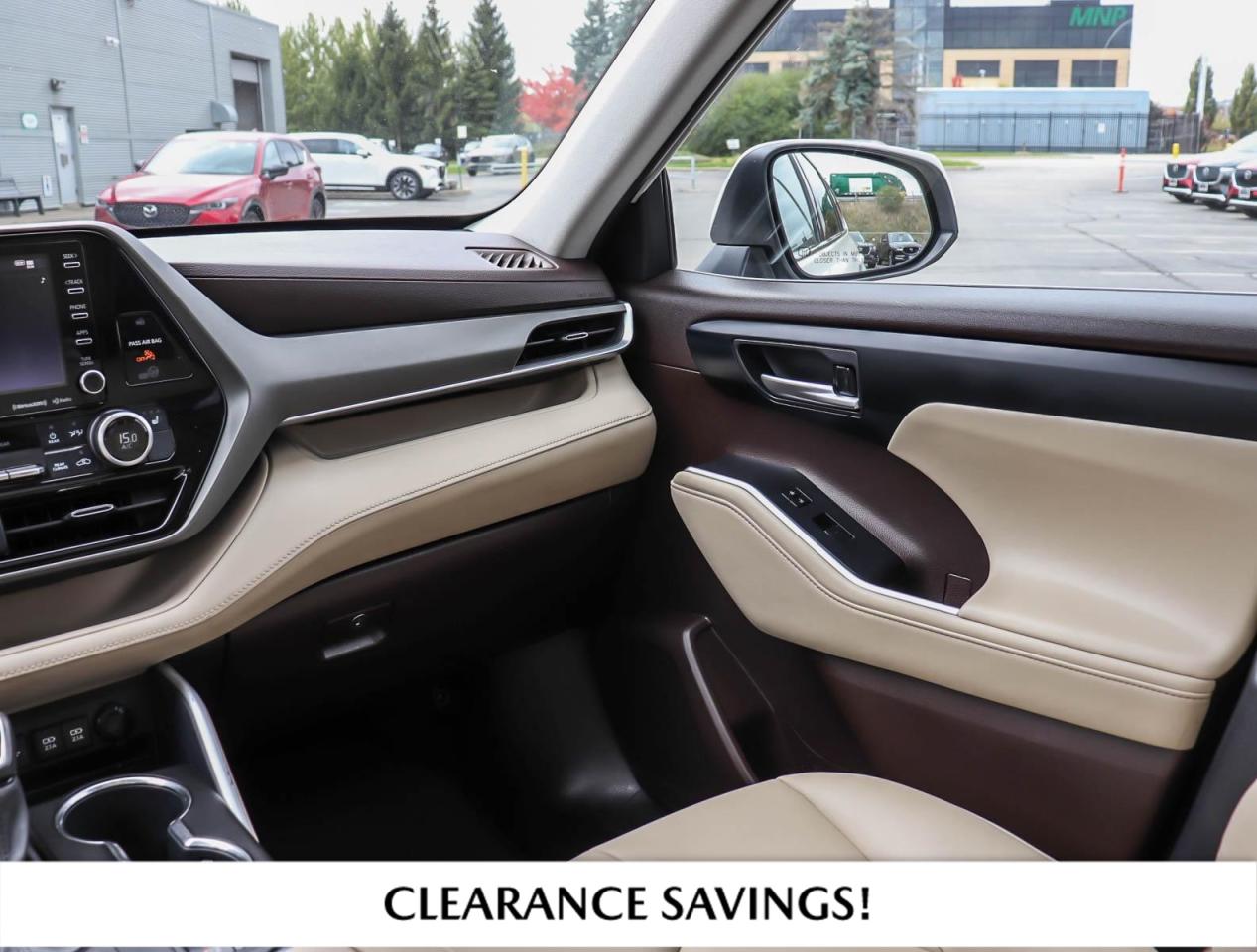 2020 Toyota Highlander XLE 4dr All-wheel Drive Photo