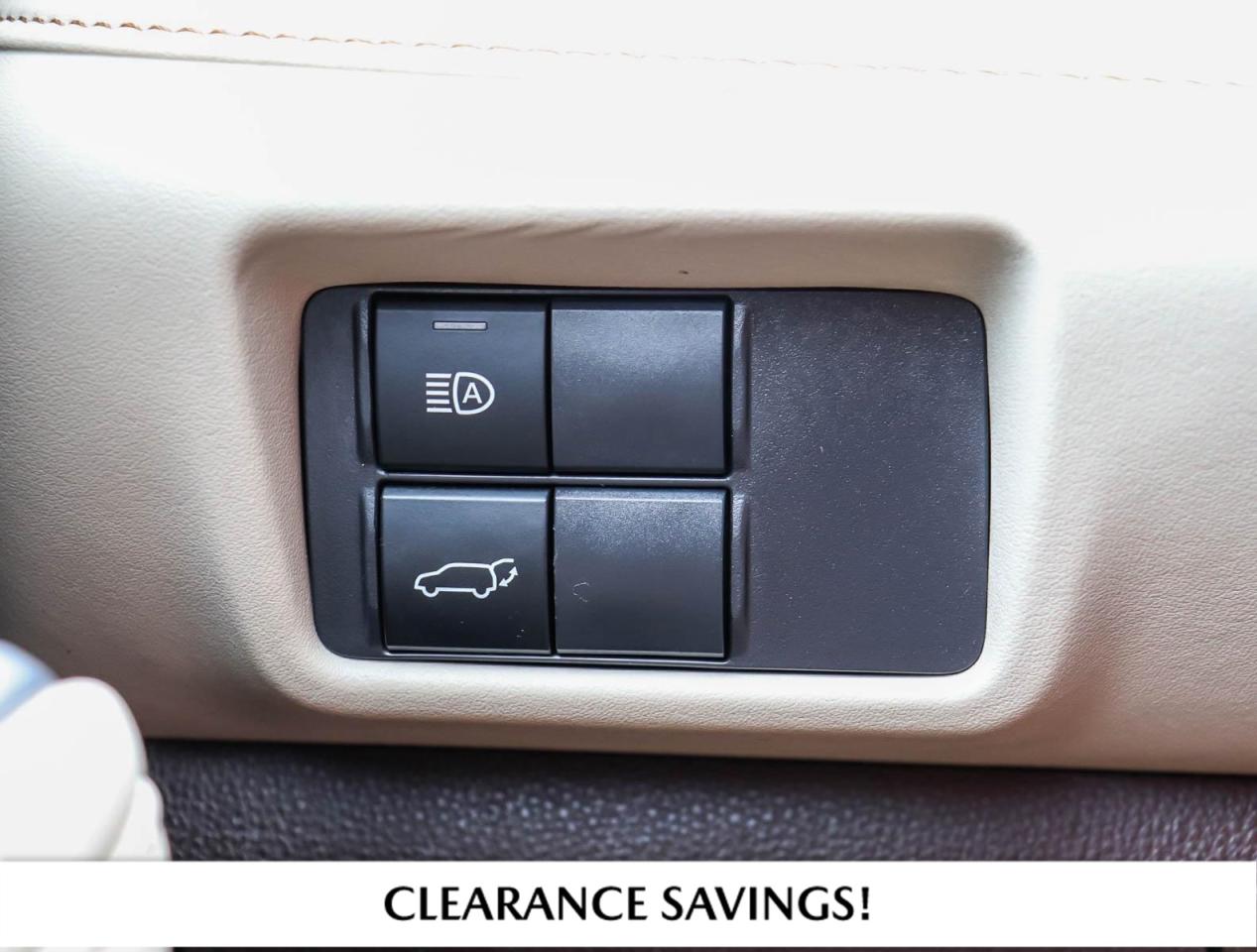 2020 Toyota Highlander XLE 4dr All-wheel Drive Photo