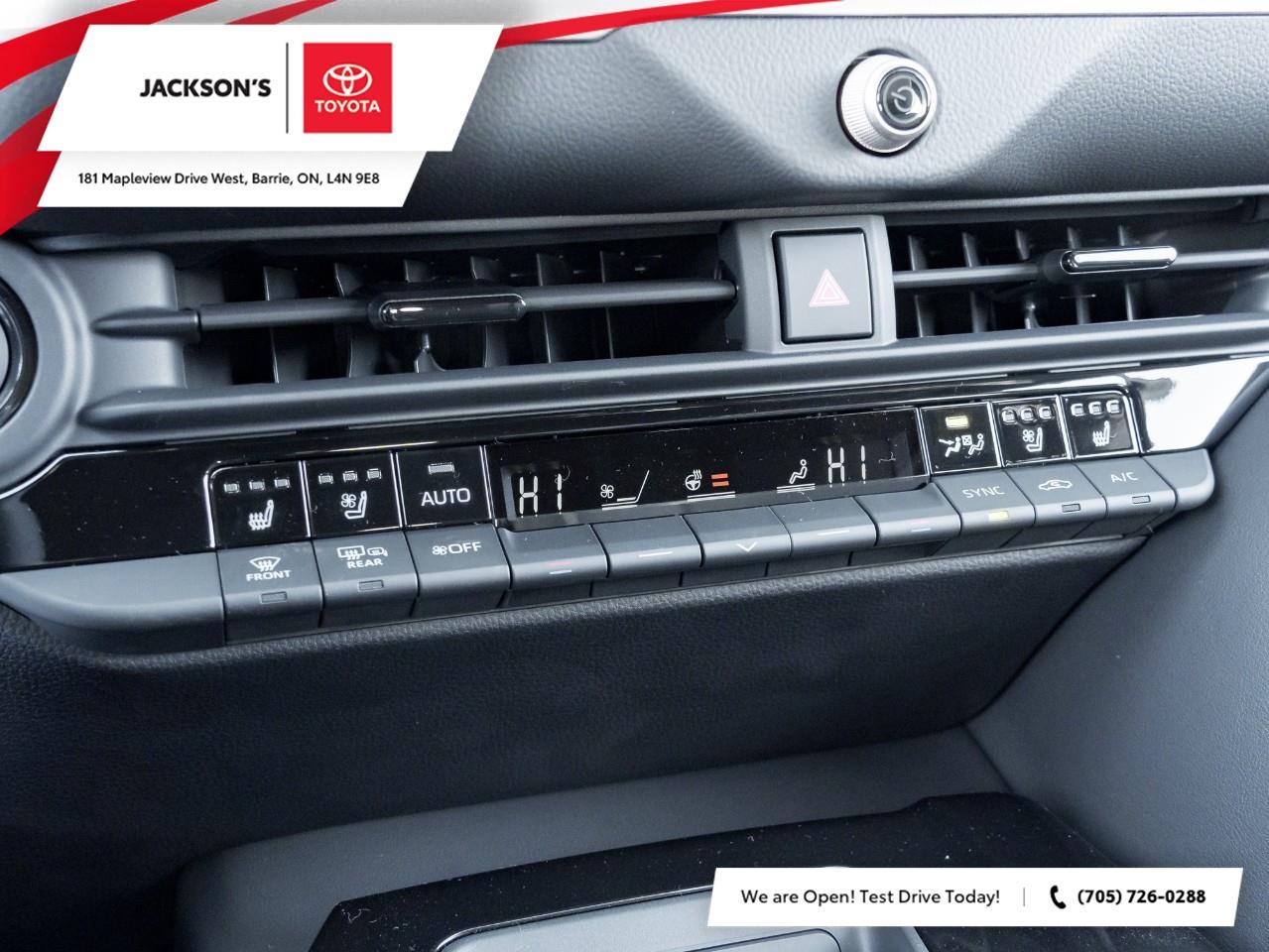 2025 Toyota Crown Signia Limited 4dr All-Wheel Drive Photo