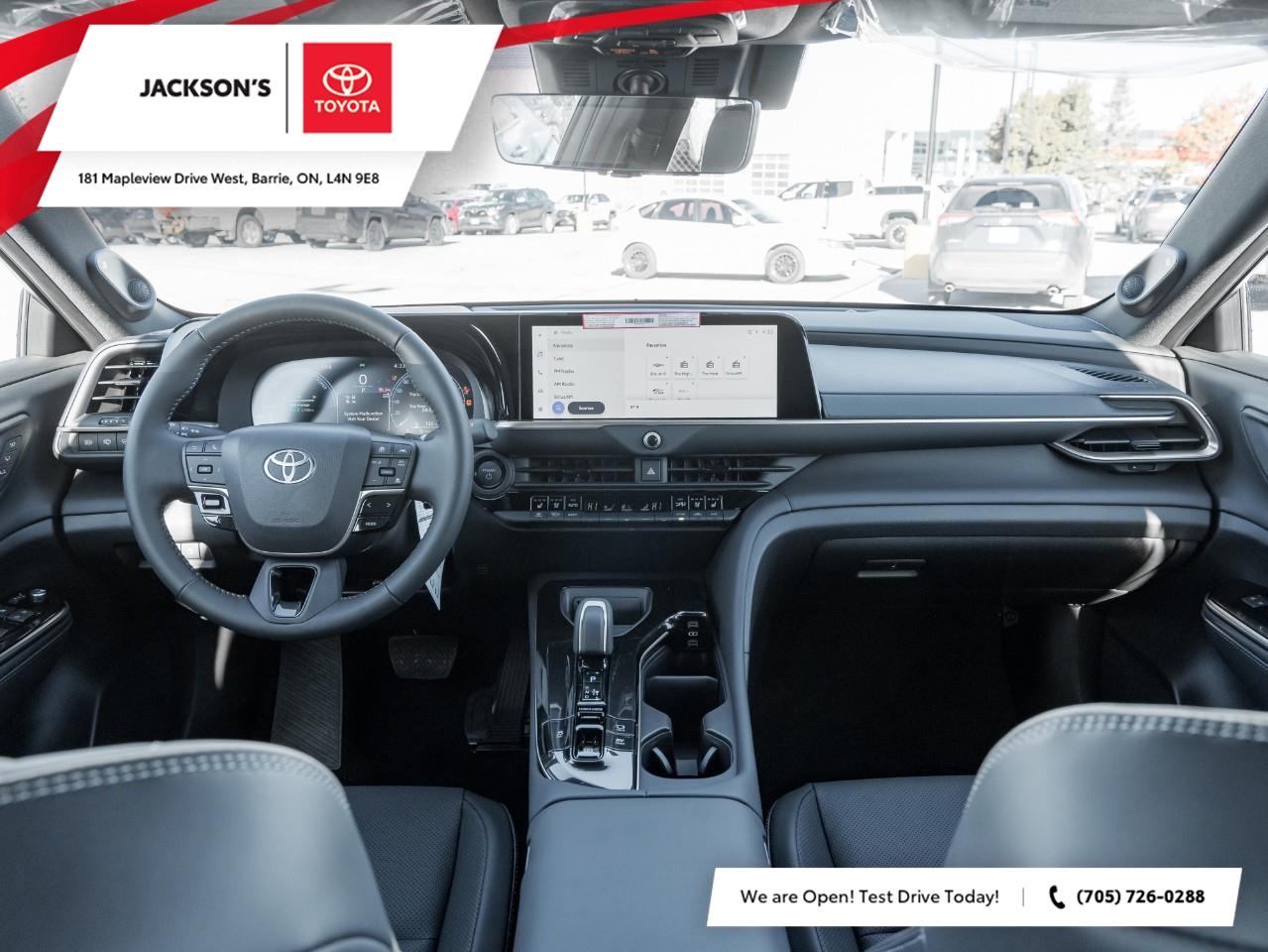 2025 Toyota Crown Signia Limited 4dr All-Wheel Drive Photo