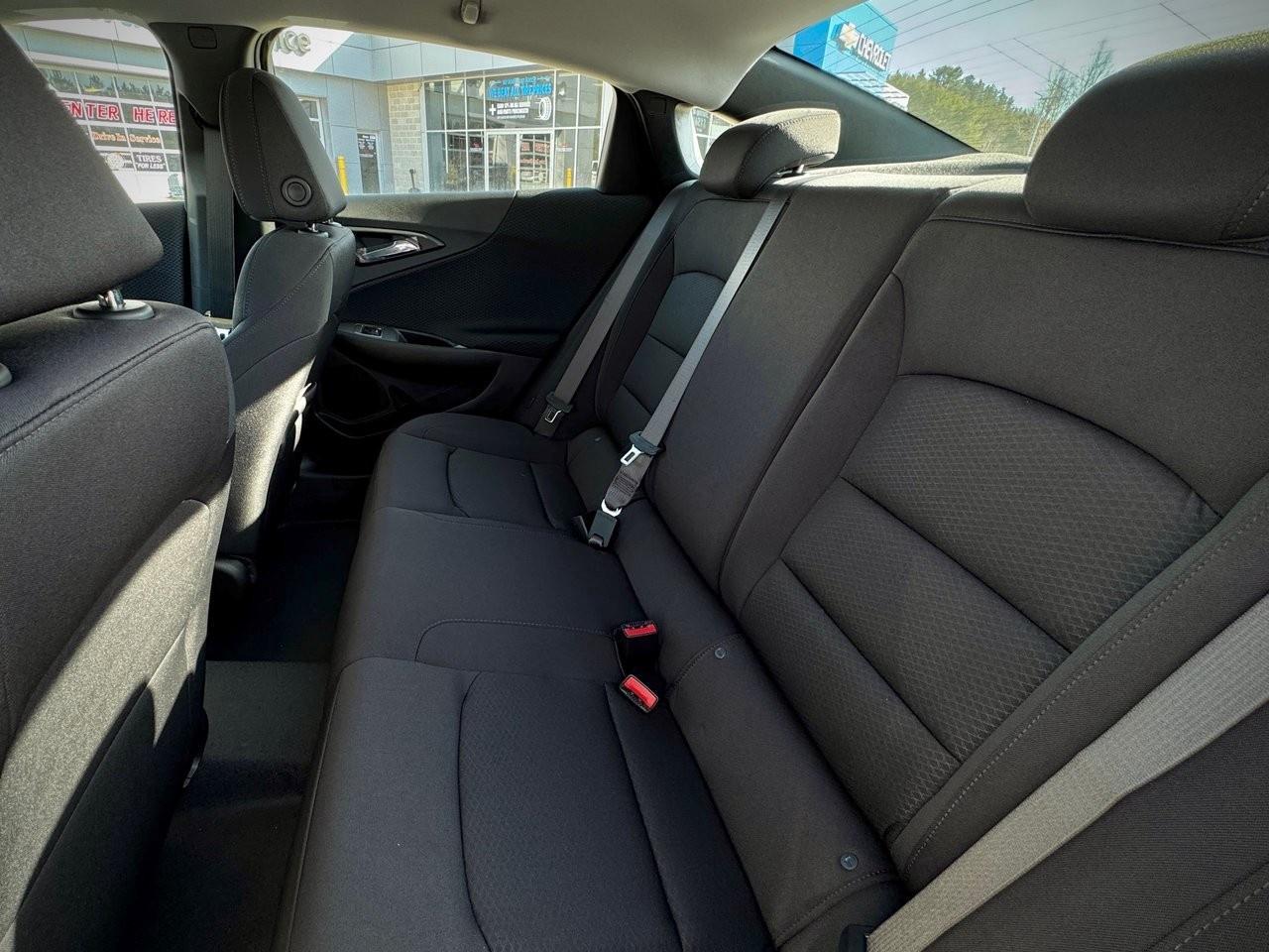 2024 Chevrolet Malibu 4dr Sdn LS Photo