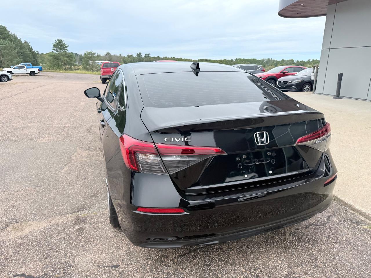 2022 Honda Civic LX 4dr Sedan Photo