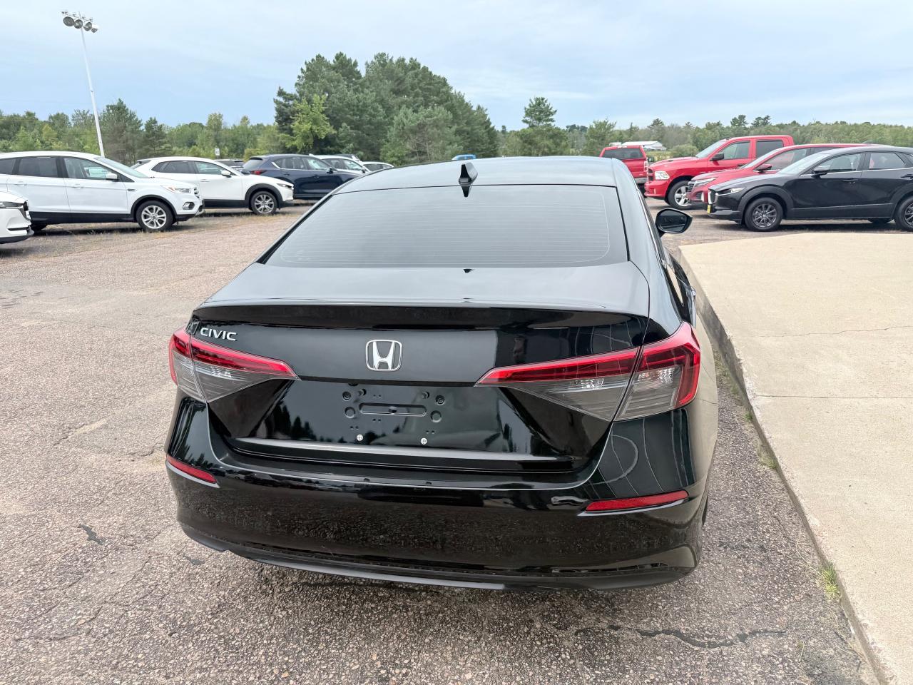 2022 Honda Civic LX 4dr Sedan Photo