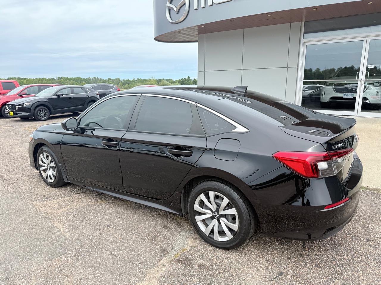 2022 Honda Civic LX 4dr Sedan Photo