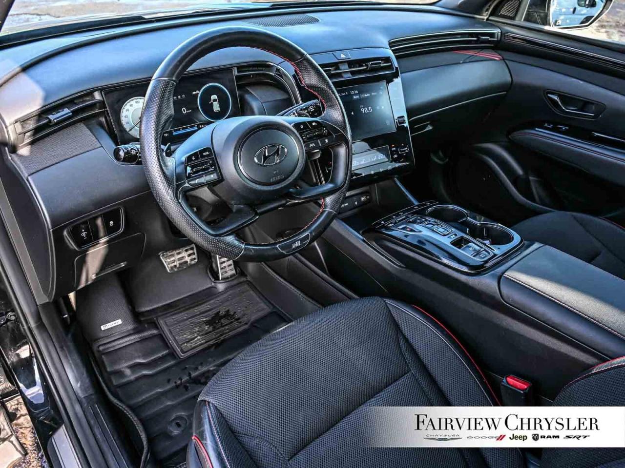 2022 Hyundai Tucson N Line PANO ROOF   N-LINE   LEATHER   HEATED SEATS Photo