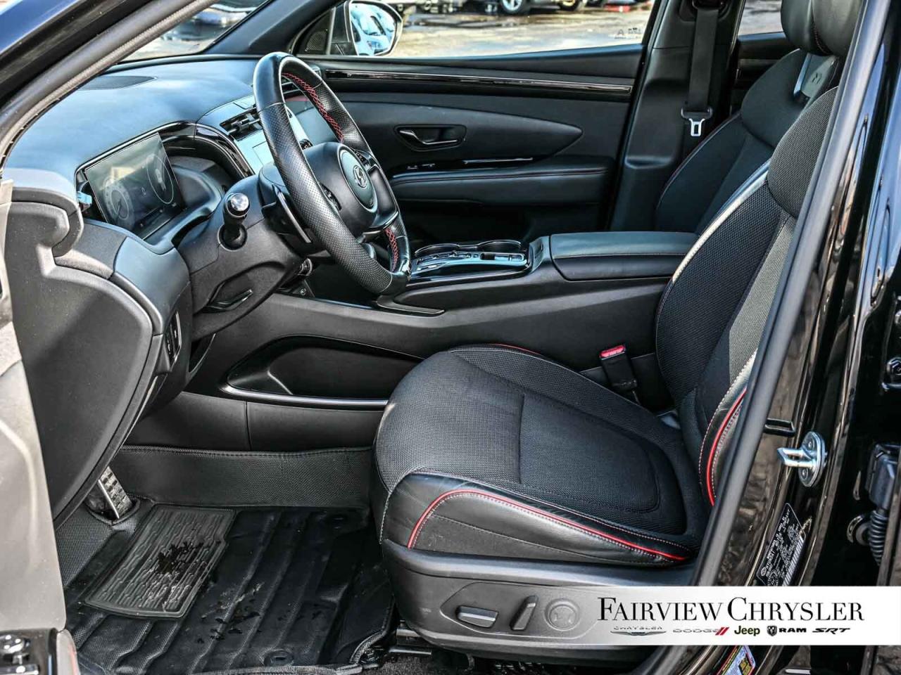 2022 Hyundai Tucson N Line PANO ROOF   N-LINE   LEATHER   HEATED SEATS Photo