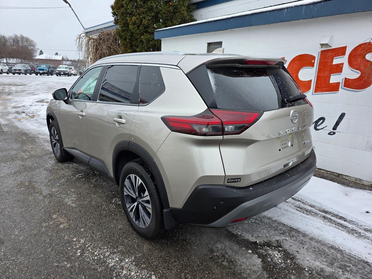 2023 Nissan Rogue SV Moonroof 4dr All-Wheel Drive Sport Utility Photo