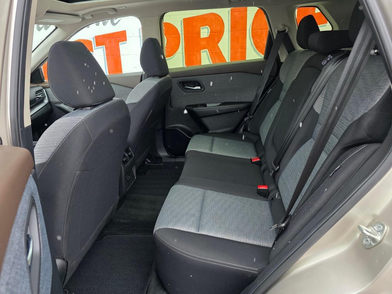 2023 Nissan Rogue SV Moonroof 4dr All-Wheel Drive Sport Utility Photo