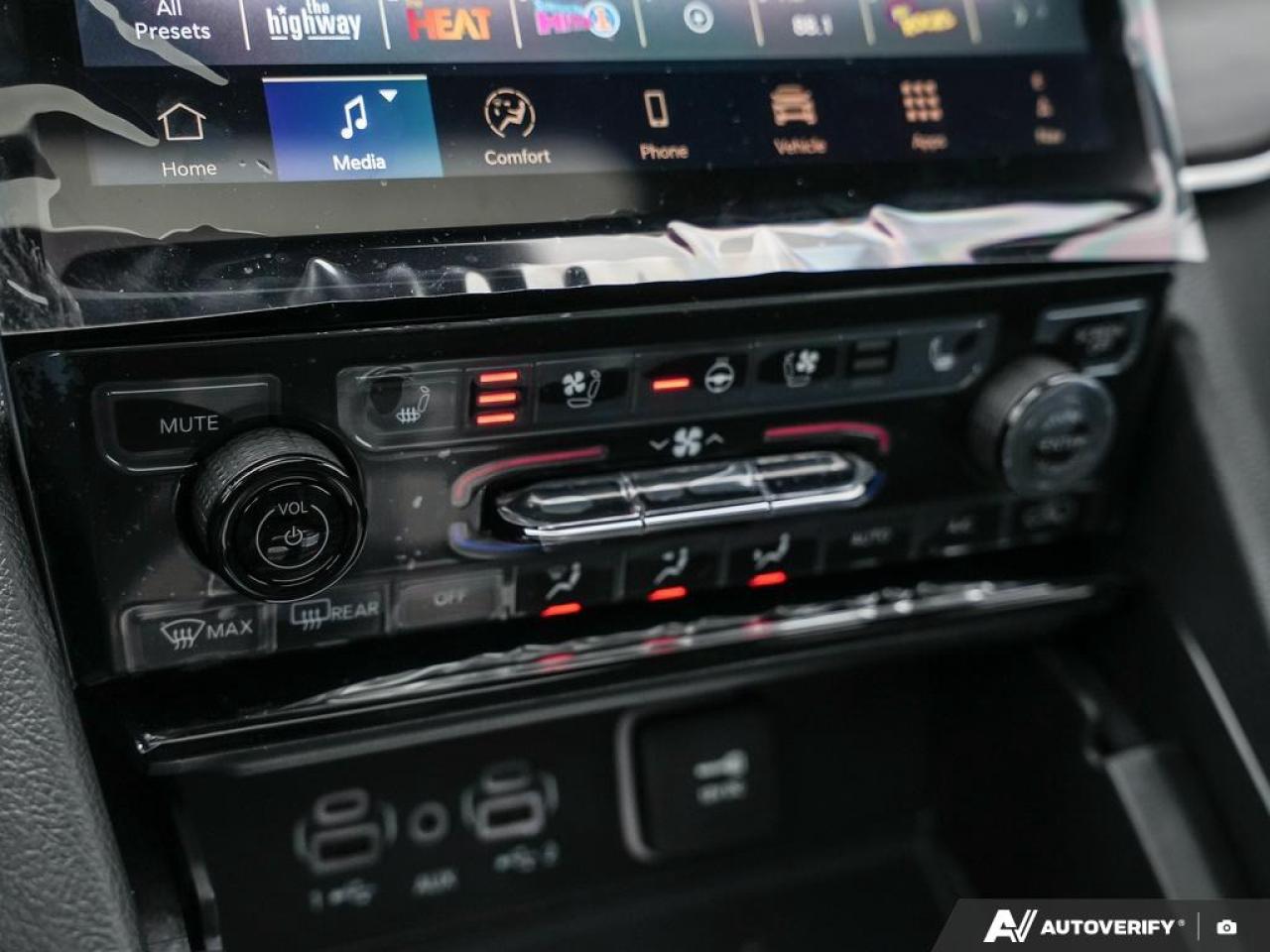 2025 Jeep Grand Cherokee L Limited 4dr 4x4 Photo