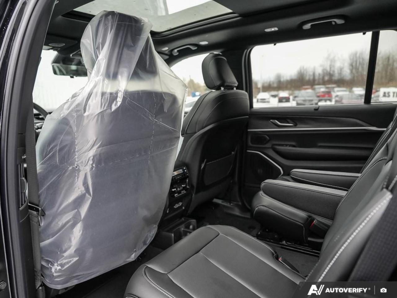 2025 Jeep Grand Cherokee L Limited 4dr 4x4 Photo