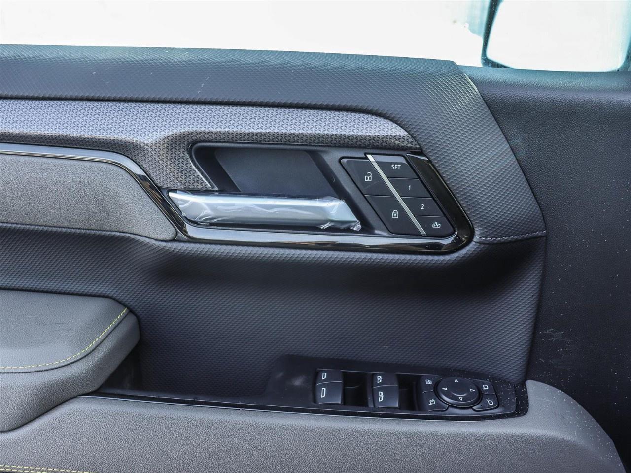 2026 Chevrolet Silverado 1500 Crew Cab Short Box 4-Wheel Drive ZR2 Photo