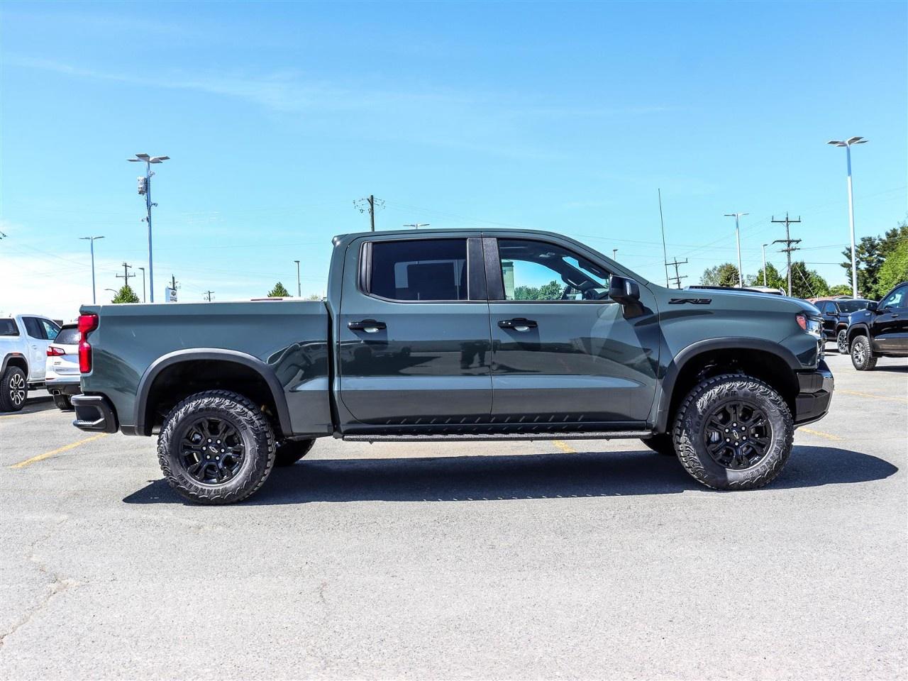 2026 Chevrolet Silverado 1500 Crew Cab Short Box 4-Wheel Drive ZR2 Photo