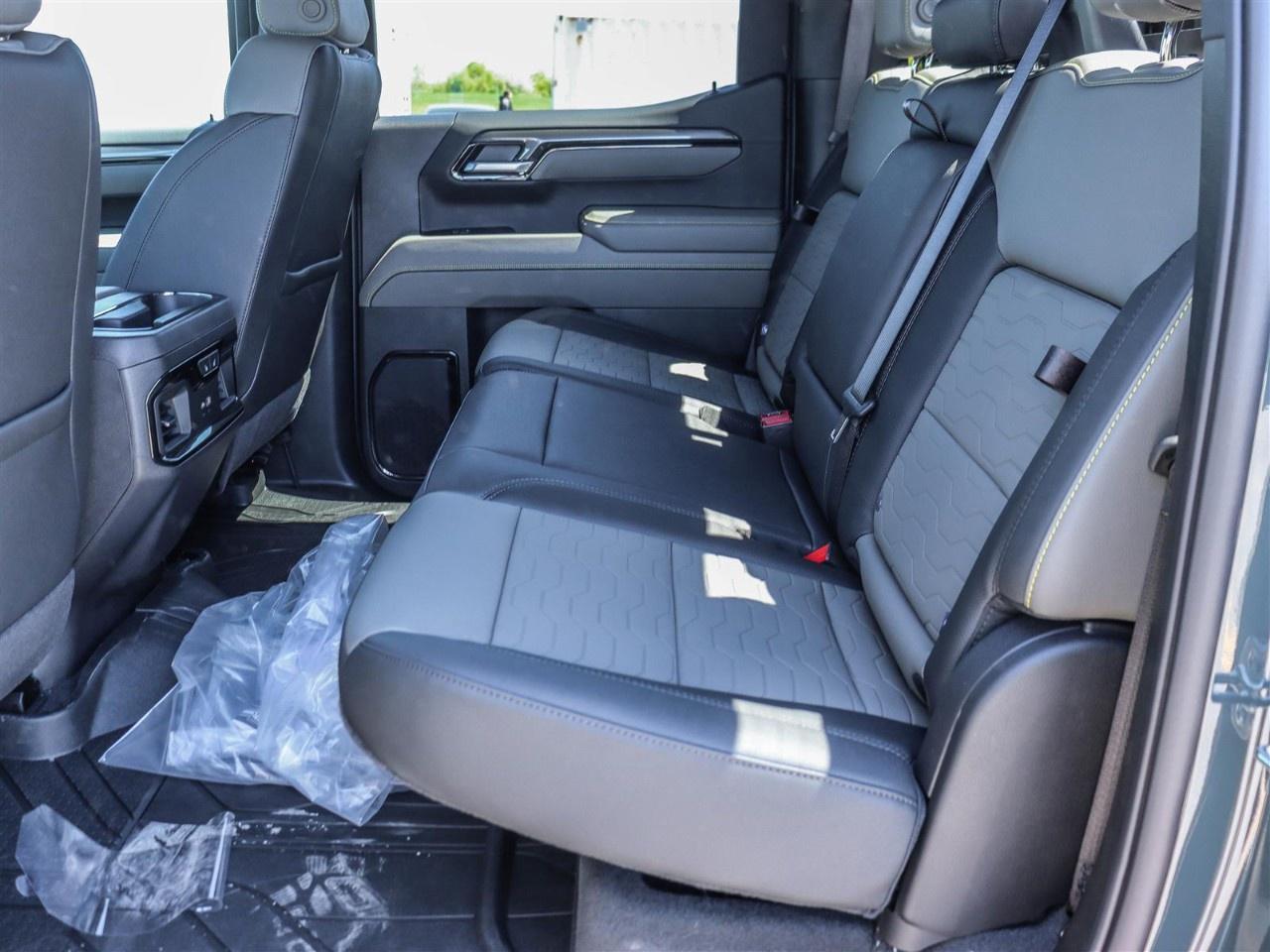 2026 Chevrolet Silverado 1500 Crew Cab Short Box 4-Wheel Drive ZR2 Photo