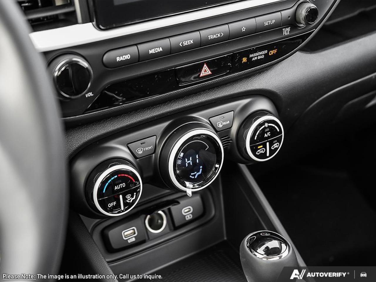 2025 Hyundai Venue Ultimate w/Black Interior 4dr Front-Wheel Drive Photo