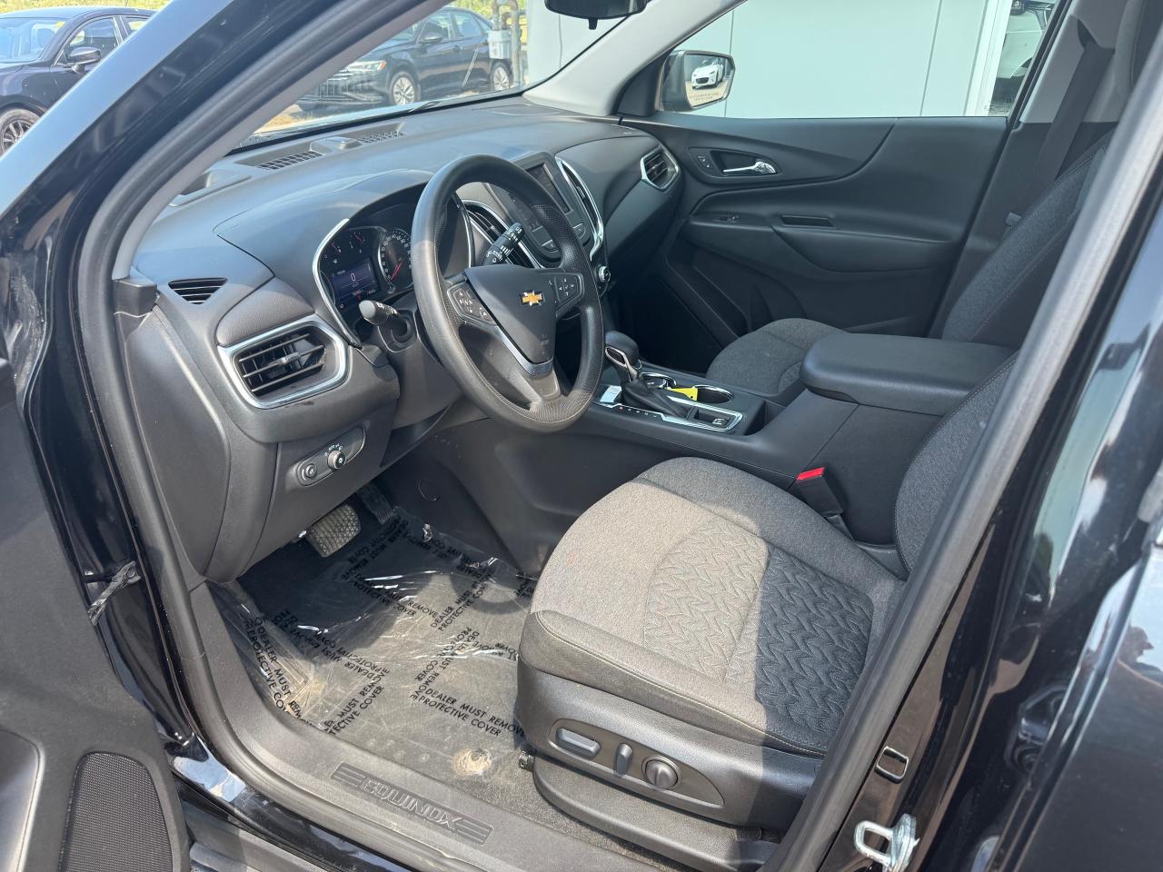 2022 Chevrolet Equinox LT w/1LT All-Wheel Drive Photo