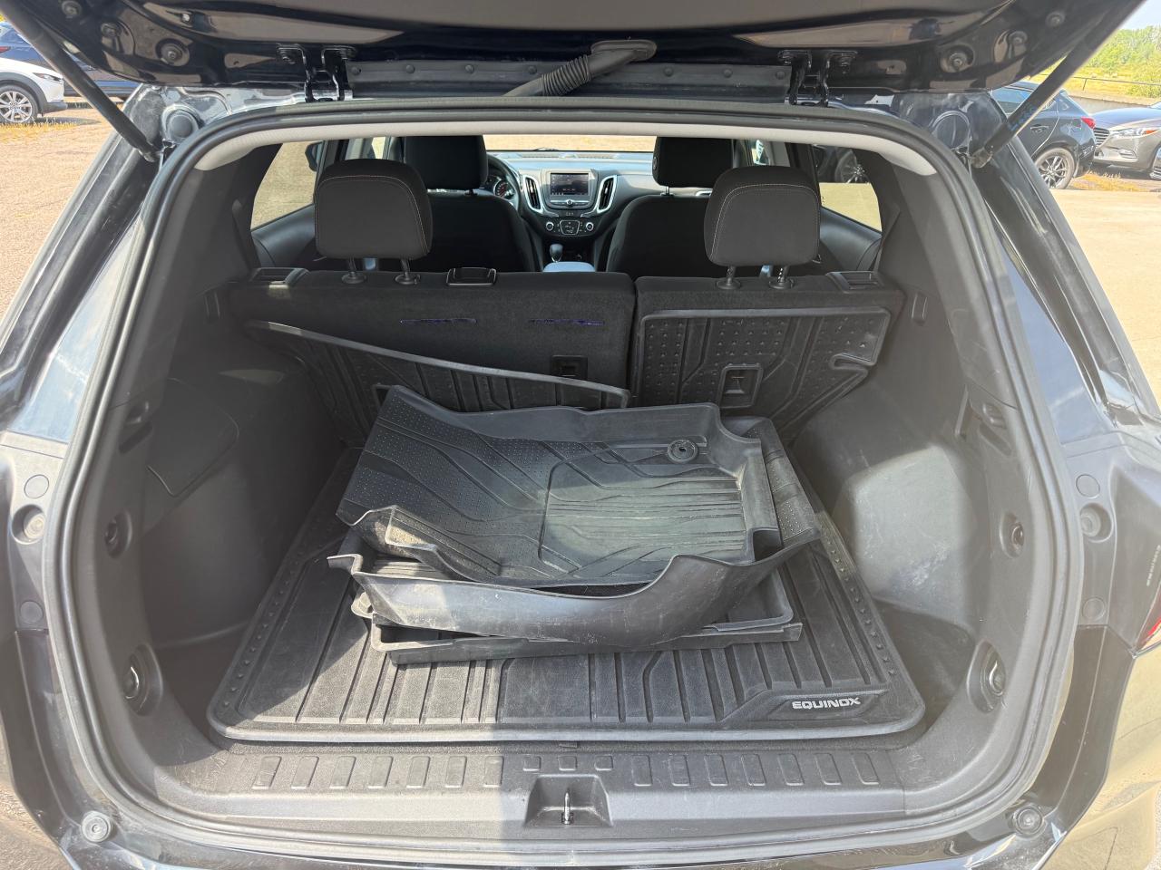 2022 Chevrolet Equinox LT w/1LT All-Wheel Drive Photo