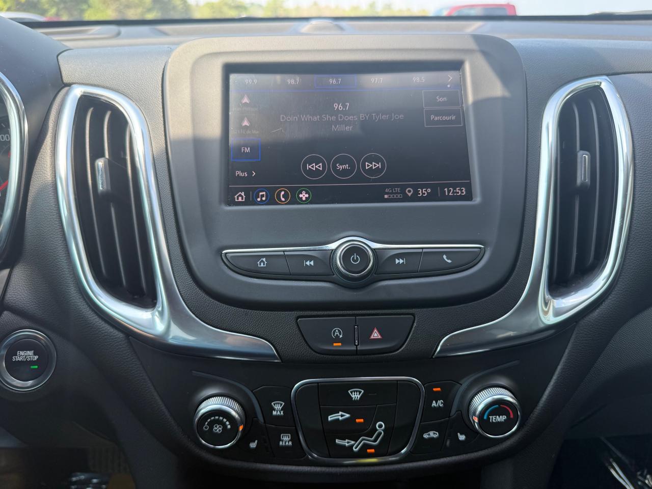 2022 Chevrolet Equinox LT w/1LT All-Wheel Drive Photo