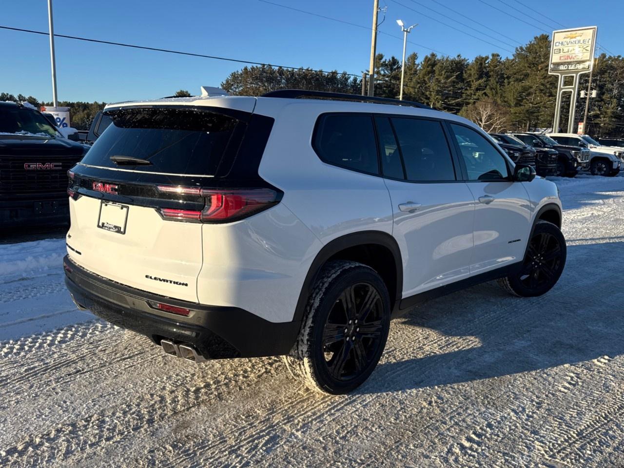 2026 GMC Acadia AWD Elevation Photo4