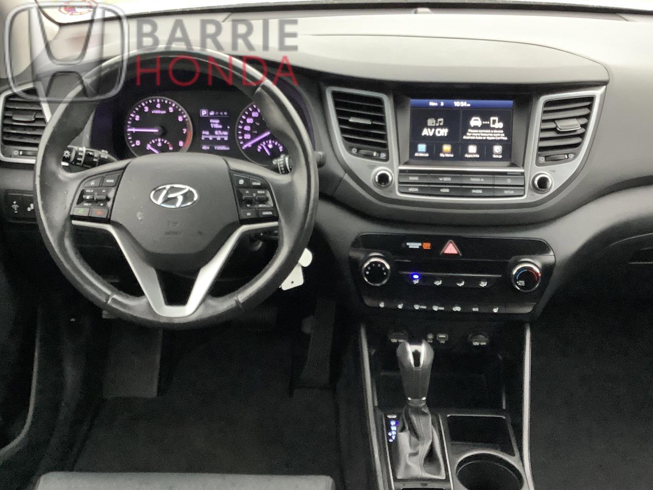 2018 Hyundai Tucson Premium 2.0L 4dr Front-Wheel Drive Photo
