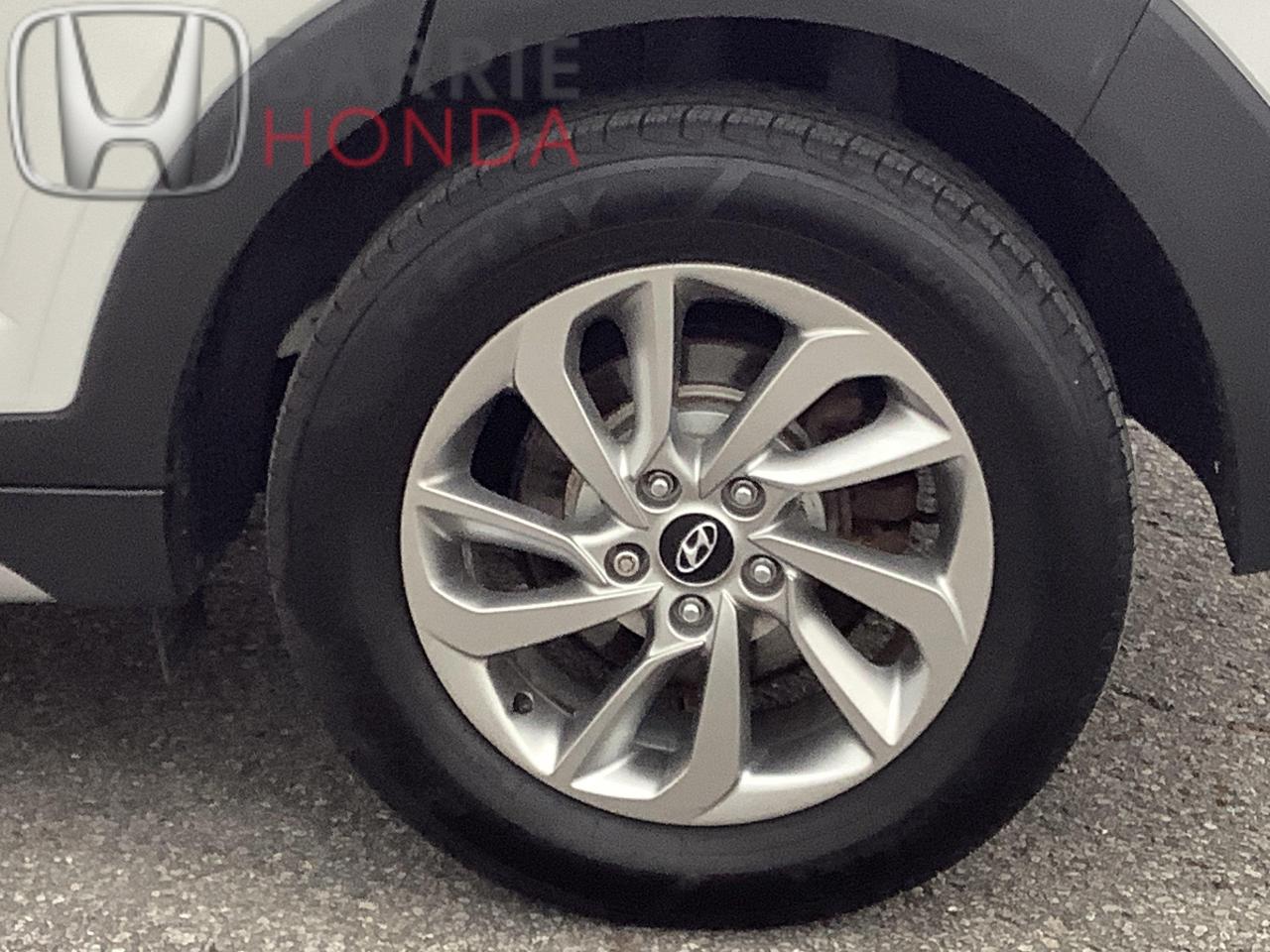 2018 Hyundai Tucson Premium 2.0L 4dr Front-Wheel Drive Photo